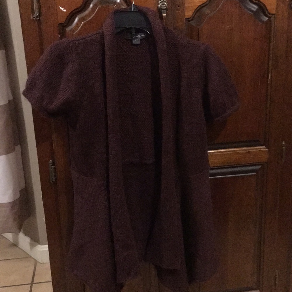 Short sleeve cardigan